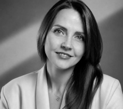Светлана Садальская