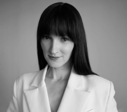 Елена Бобровская