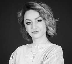 Юлия Епифанова